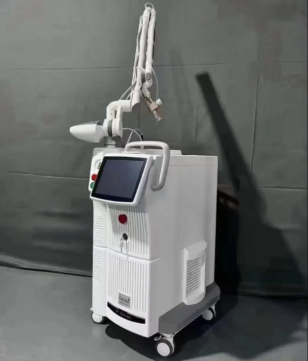 YuccaG36 普门二氧化碳激光治疗机